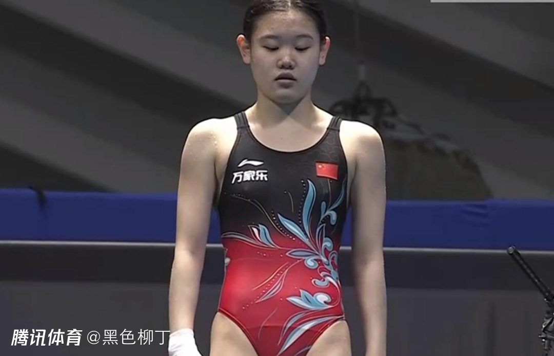 妈妈的奶罩内裤小说
