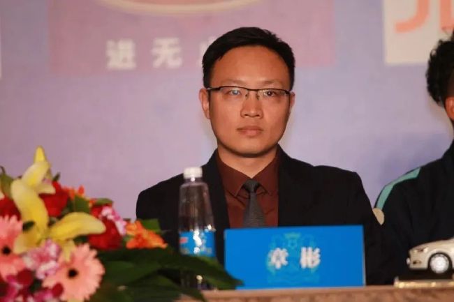 唐三爆操比比东