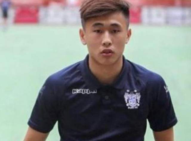 大胸秘书色诱老板视频