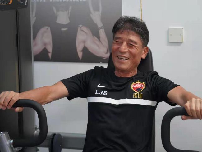 私人教师的秘书